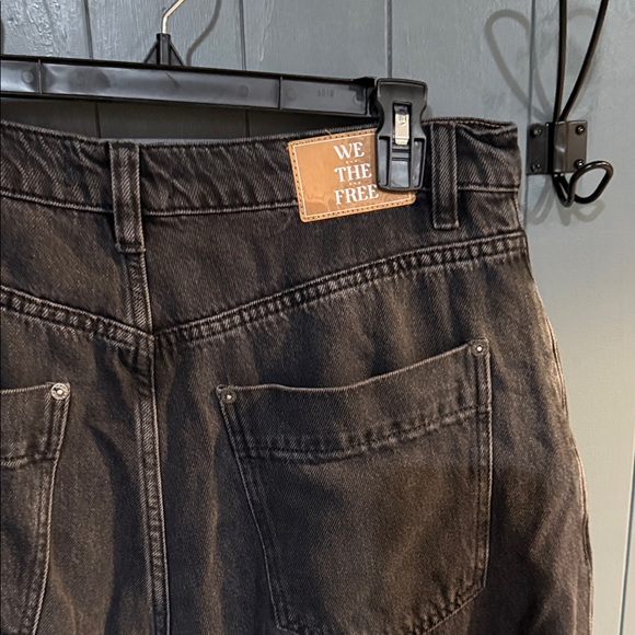 Womans Black Jeans - Picture 5 of 5